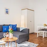 Central Harmony Apartment